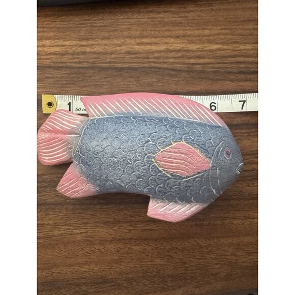 Two Vtg Hand Carved Wooden Tropical Fish Painted Coastal Decor Beach Chic - Picture 14 of 15